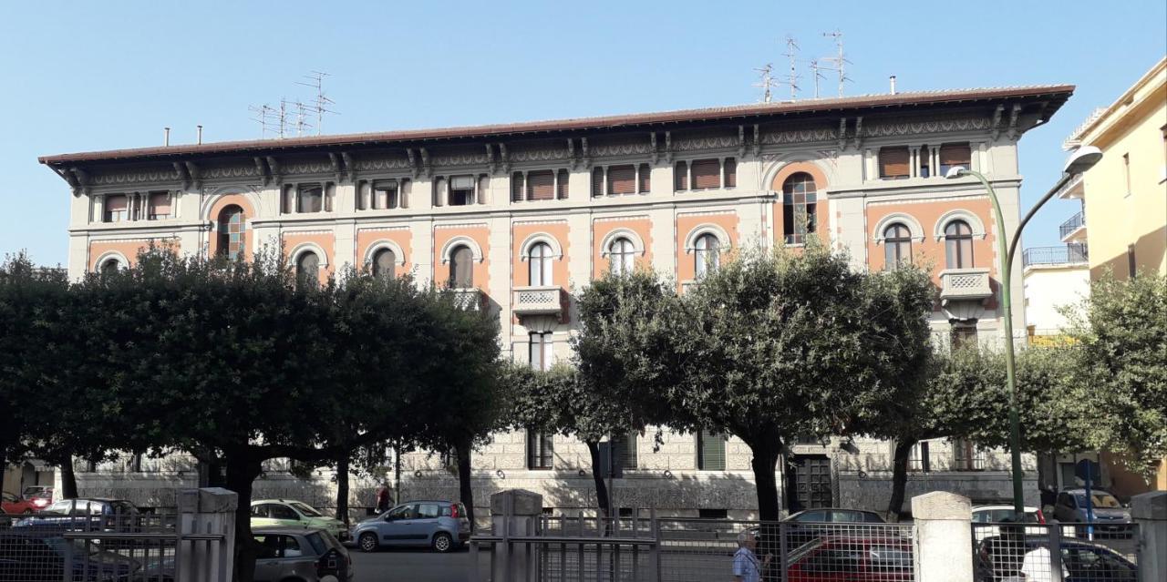 Palazzo Dei Catenielli 63 B&B Benevento Exterior photo